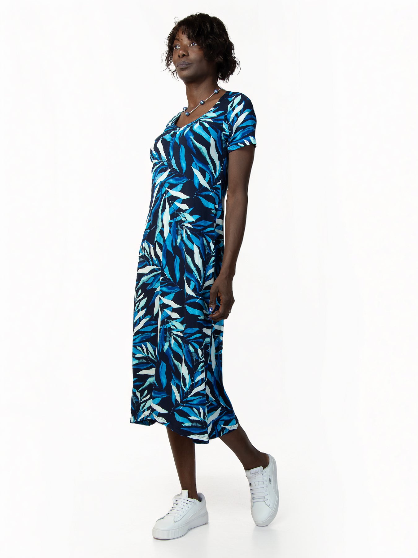 Kim & Co Printed Brazil Jersey Sweetheart short sleeve curved hem Kim & Co. Kim & Co Printed Brazil Jersey Sweetheart short sleeve curved hem Kim & Co.